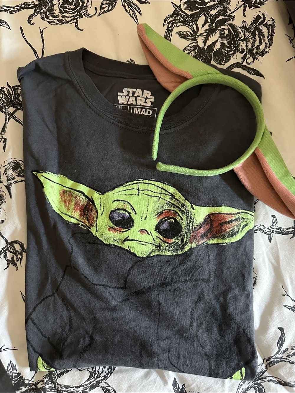 Star wars Grogu tee with grogu ears headband